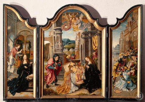 Nativity of Christ Triptych by an early 16th century artist from Antwerp, Flanders