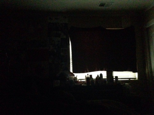 sadhours:  sleep is calling my name