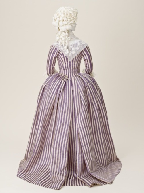 Woman’s Robe à l'Anglaise, France, 1785-90