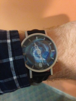 nerdygirllove:  Time vortex watch, with a TARDIS that circles it!  Wow what a cool watch