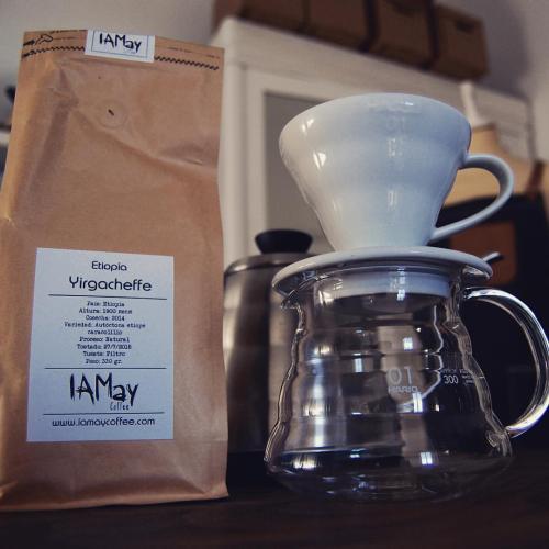 V60 morning&hellip;!!! Etiopia Yirgacheffe IAmay Coffee #v60 #hario #brambysupplyco #coffeelover