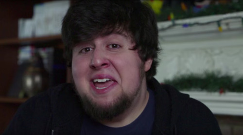 “It’s a livviiiing!”JonTron - The Zoo Race