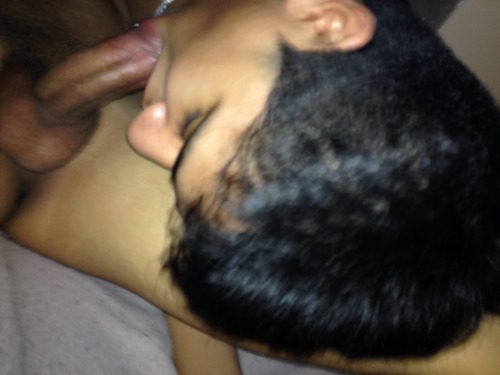 getyousucka:  betomartinez:  http://betomartinez.tumblr.com/  Traga tu cena, chamaco. Swallow your dinner, boy. 
