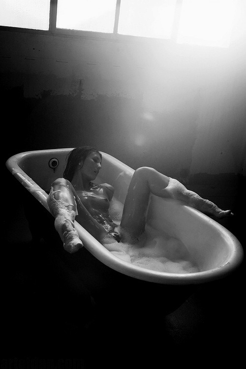 sinfulyearning:Bath time…..your quiet moment, where you can relax in the heat and suds, teasing your