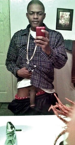 adonisdynasty:  FOLLOW: ADONISDYNASTY.TUMBLR.COM SUBMIT PICS VIA TUMBLR ORKIK: TRADEMARKCHRONICLEZ