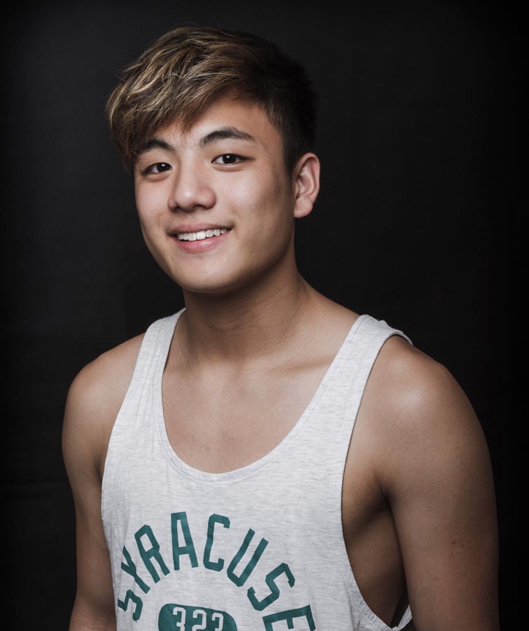 sgnottiboys:  theboythatranaway:  [Submission] Horny SG gayboy Brenan looking for