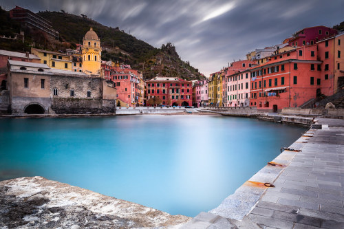 allthingseurope: Vernazza, Italy (by Hughie)