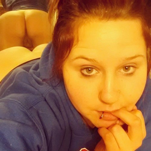 Amateur Pelfies (Pussy Shots)