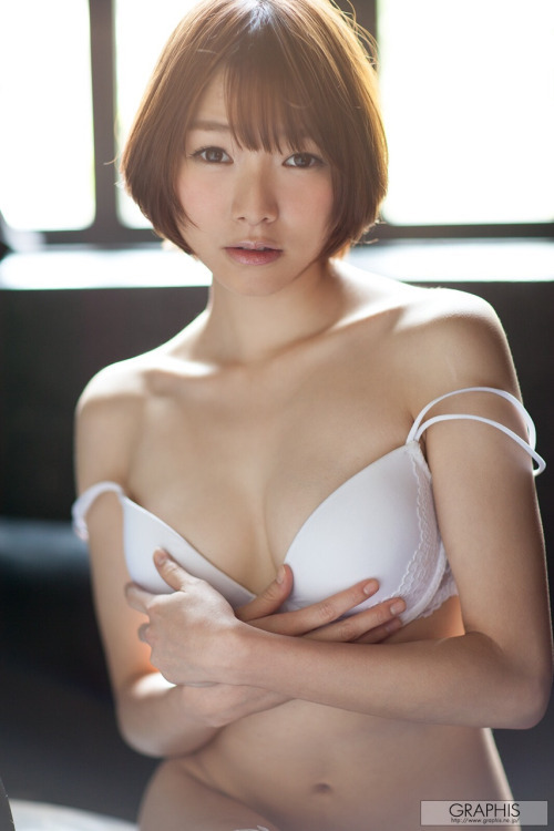 genjoshi:  chakoshi:  Japanese And Taiwanese Girls http://ift.tt/1QyBn4R