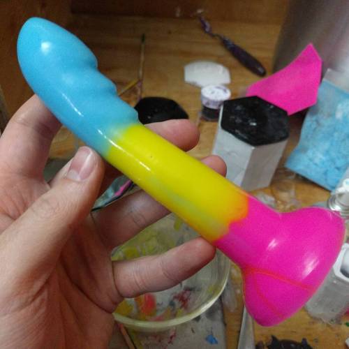 funkittoys: New pegging dildo! I’m calling it the Blade for now, to go with the Hilt bullet vibe att