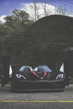 modernambition:  Koeningsegg Agera | MDNRA