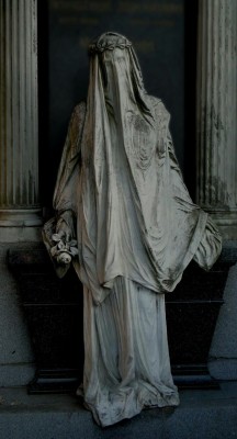 gothic-culture:The “White Lady” at Zentralfriedhof,