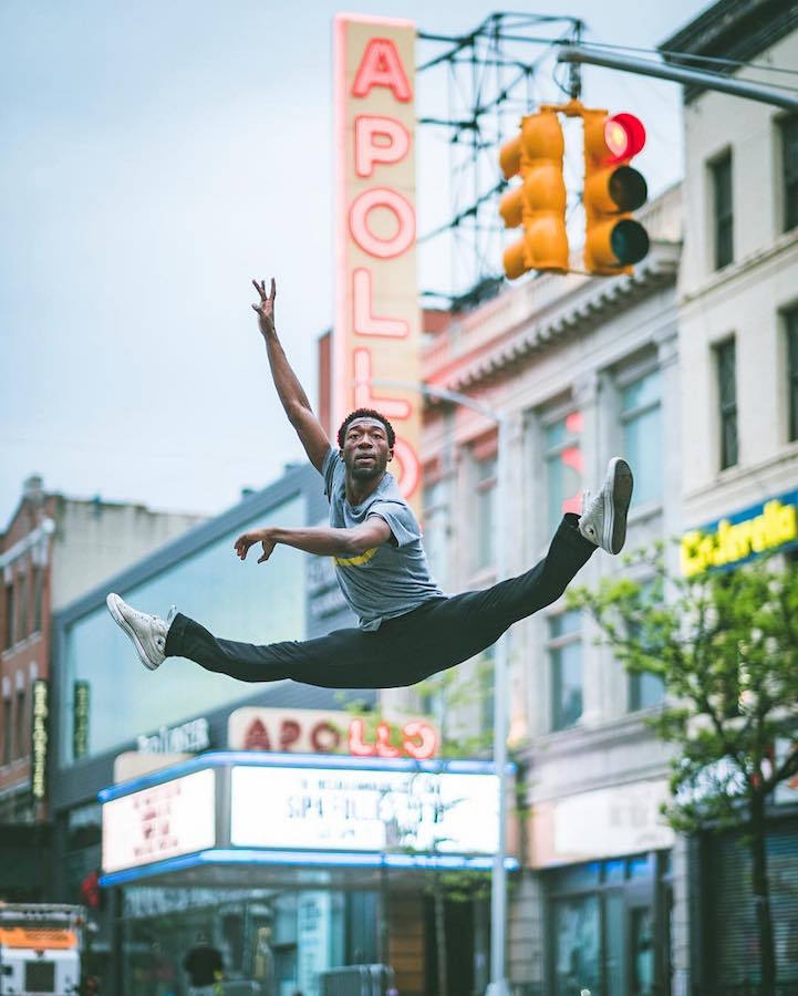 mymodernmet:  Breathtaking Portraits Capture Ballet’s Finest Dancing on the Streets