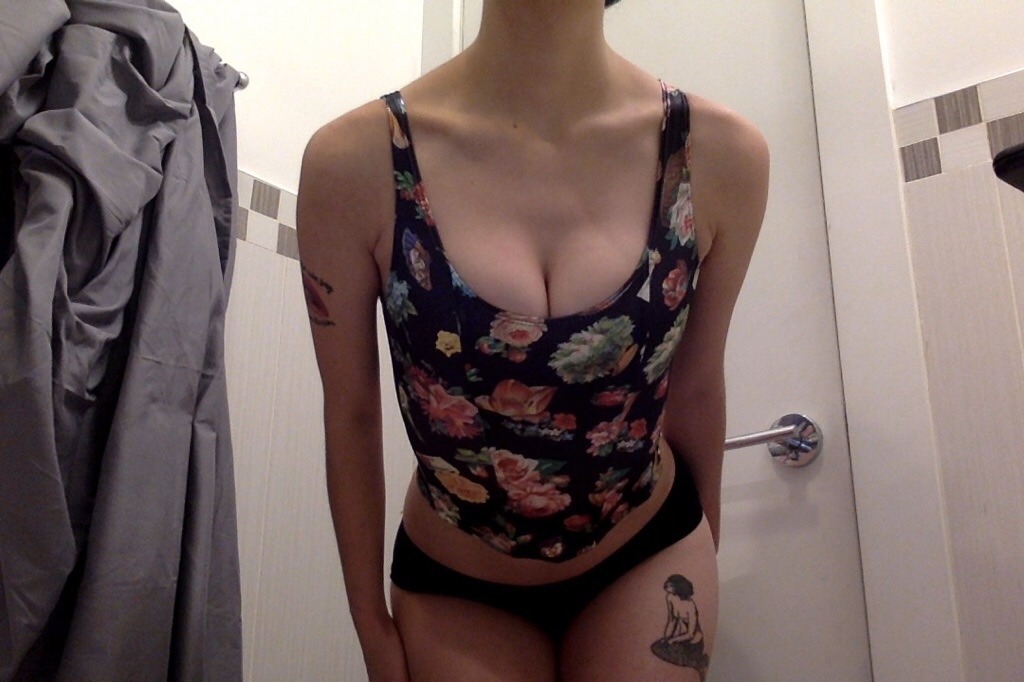 artisdead69:  Merry Christmas Eve from your fave nude jew!  Happy Holidays friends,