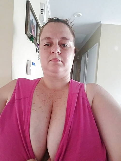 bigladays:  Hot AF