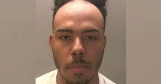 i-was-today-years-old-when:  i learned that the police deleted a man’s mugshot after thousands mocked his hairline (x)