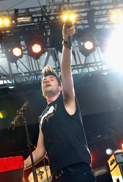 celebpits:  I’ve got some Dan Smith from Bastille!Thanks for sharing! :)