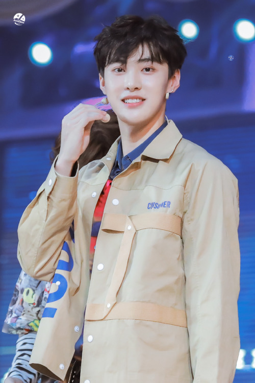 jia yi | 190824 罗蒙环球乐园 event © Aerolite0714丨嘉羿
