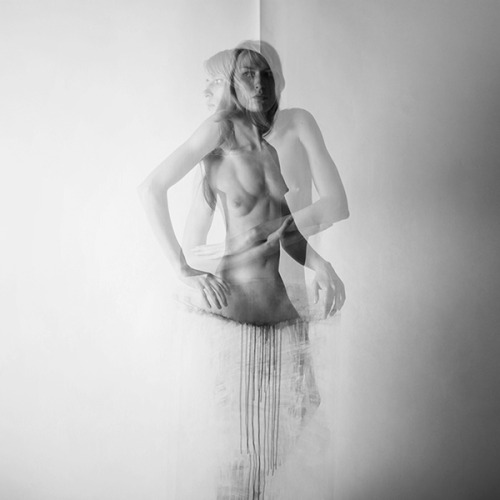 nudesartistic:  Photographer:    Yaroslav Vasilyev-Apostol https://www.behance.net/VApostol Respect the artists! Please leave all credits intact when re posting! 