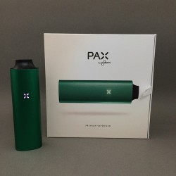 weedporndaily:  #pax #paxvape #available at all locations in all colors by primalglass http://ift.tt/1l33Fu9 Check out our review of the PAX!