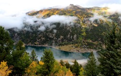 Theencompassingworld:  Kchisos:  Autumn Scene Along The Lake Fork Of The Gunnison
