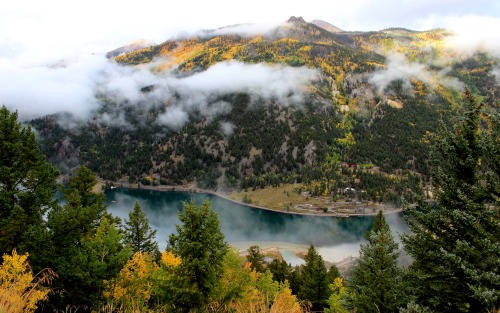 theencompassingworld:  kchisos:  Autumn scene along the Lake Fork of the Gunnison River in the San Juan Mountains near Lake City, Colorado.  Image copyrighted to Keith “Kchisos” Williams - www.kchisos.com     The World Around Us
