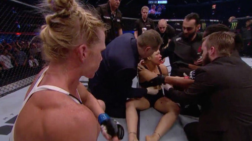 blahitsjustme:Of course, in defeat, Ronda would not want to be interviewed for the post-fight. Hol