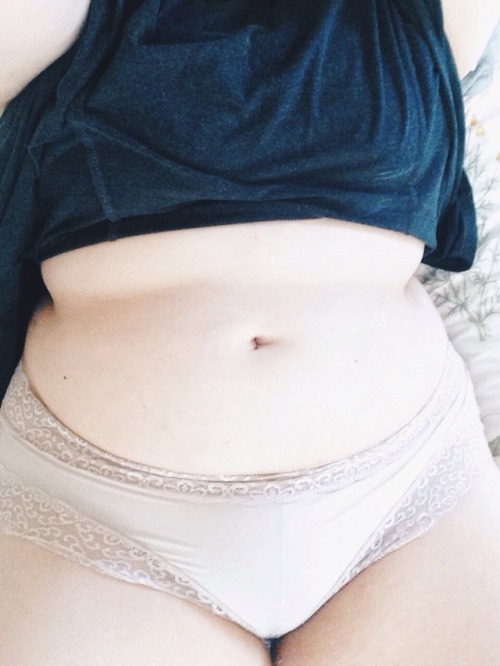 rosariummm: A body appreciation post✨ don’t reblog to porn blogs please!