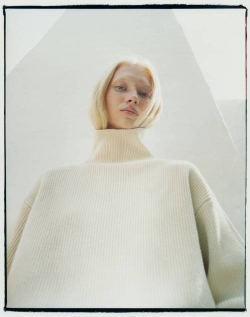 fashionfavdotcom: Evelina Lauren & Takfarines Bengana by Nikki McClarron for Jil Sander+ Spring-