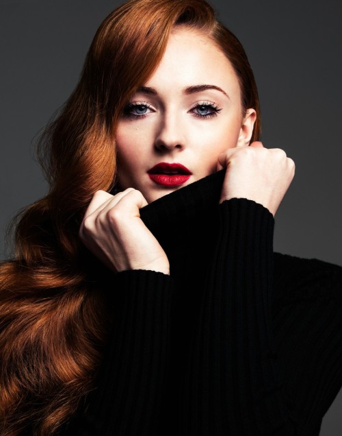 edenliaothewomb:Sophie Turner, photographed by Justin Campbell for Just Jared, May 2016.