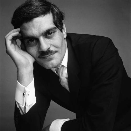 dying-suffering-french-stalkers:Happy birthday, Omar Sharif!(Photographs by David Montgomery, Feb. 1