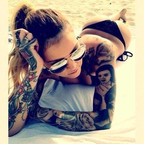 Women with tatoos