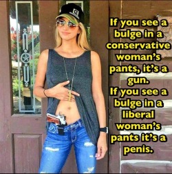 unlistedguest:  lornagonigall: rightsmarts:  Sunday Gunday Shill Roll Call!   Don’t worry, I carry both.