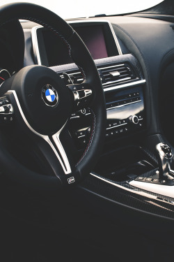 envyavenue:  BMW M6 Interior | Photographer 