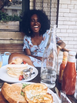 rock-my-boatey:  We do brunch together 