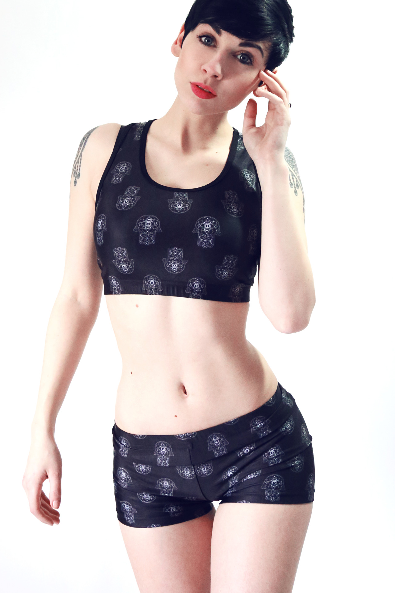 iamvibes:  We love working with Nora Lovely , she always takes great pictures and