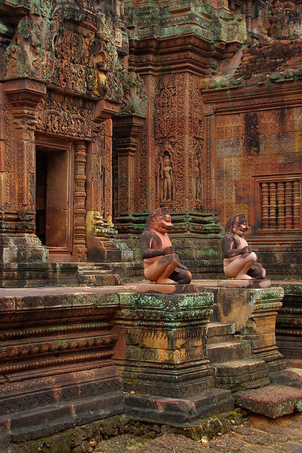 Porn photo visitheworld:  Guardians of the temple, Banteay