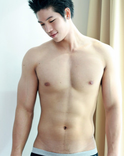 asianguymichael:  mydreambodythatihope: 