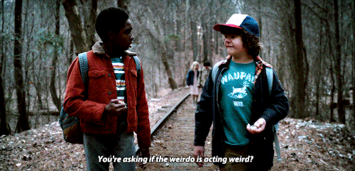 fionagoddess: Do you think she’s acting weird?