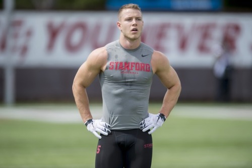 giantsorcowboys:  Manly MondayChristian McCaffrey Looks Good In Lycra And In A Skin-Tight Kit!Sexy As Hell, Baby!