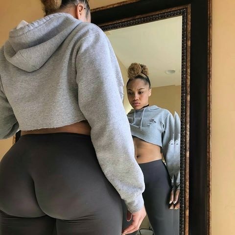 staytrill-bro:  Cocain Lorraine  THAT ASS IS LIKE WHOA!