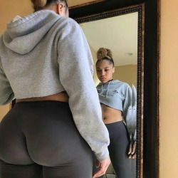 staytrill-bro:  Cocain Lorraine  THAT ASS