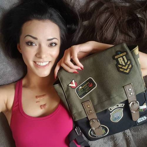 joaniebrosas: @bioworld has the coolest bags on the planet! I’ll be using this to hold my Star