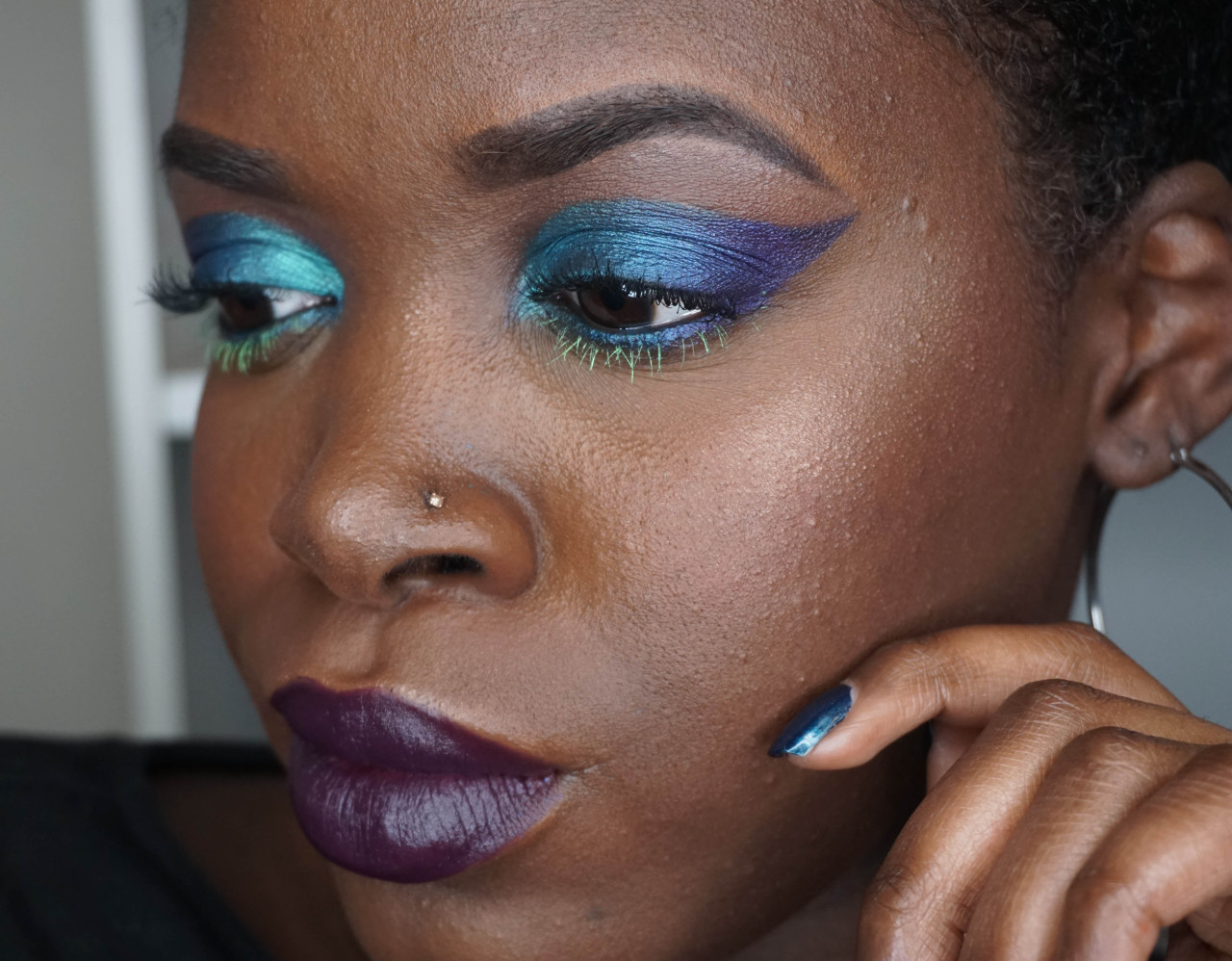 roideslions: Just posted this Blue Orchid 🌸🌷💙 inspired tutorial on my channel.