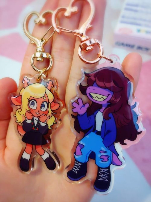  ☀️ DELTARUNE & FFXIV CHARMS AVAILABLE ☀️ my test charms are here and ready to be shipped out!  