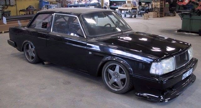 thatyellowvolvoguy:  Oooo I’ll bet that’s fun to drive lol
