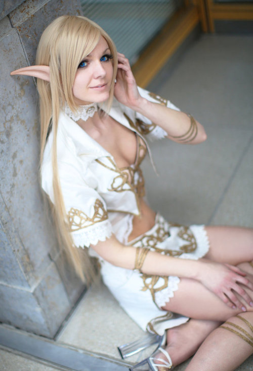 Sex sharemycosplay:  Seriously we do love elf pictures