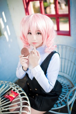 vandariwuuuuutcosplay:  Character: Roromiya Karuta Anime/Manga series: Inu x Boku SS CN: Hong Dan