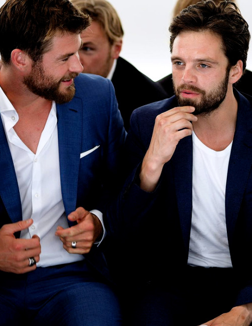 sebastiansource: Chris Hemsworth &amp; Sebastian Stan at the front row in HUGO BOSS Menswear SS1