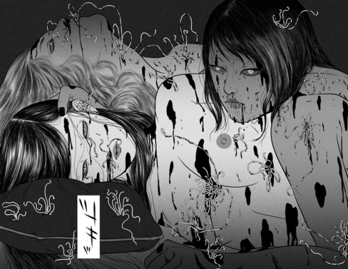 My horror manga zine is now available online! You can find them here:http://dtnart.storenvy.com/